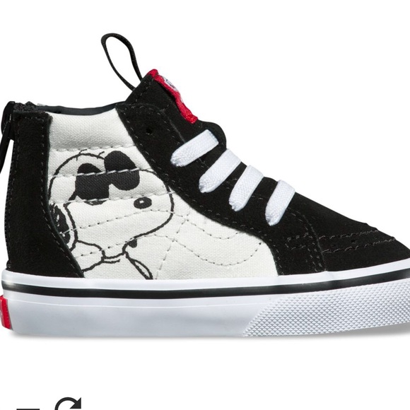 toddler snoopy vans